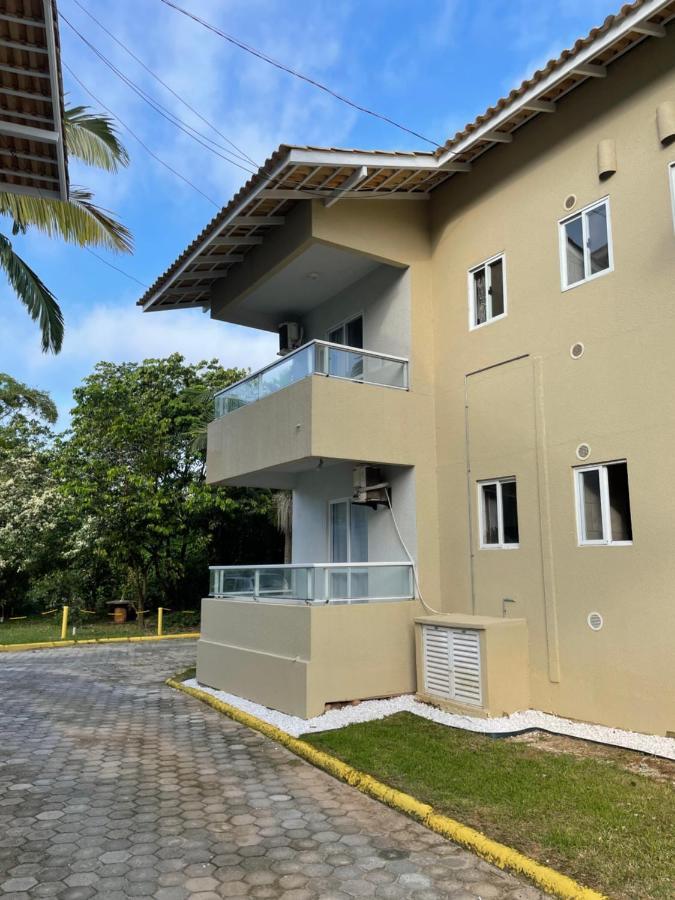 Apto Em Condominio No Centro De Bombinhas, Proximo Da Praia Extérieur photo