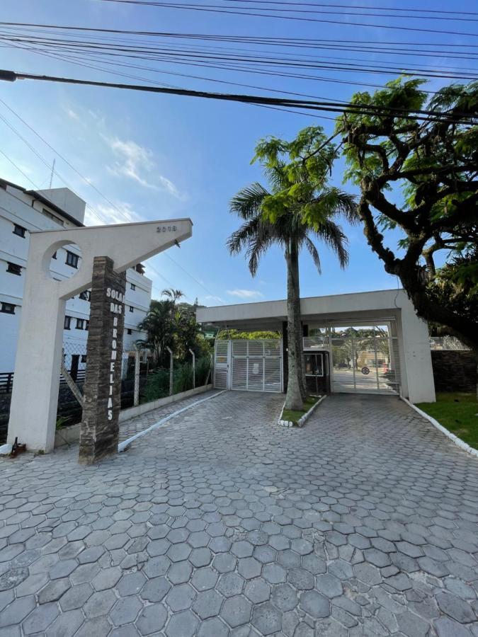 Apto Em Condominio No Centro De Bombinhas, Proximo Da Praia Extérieur photo