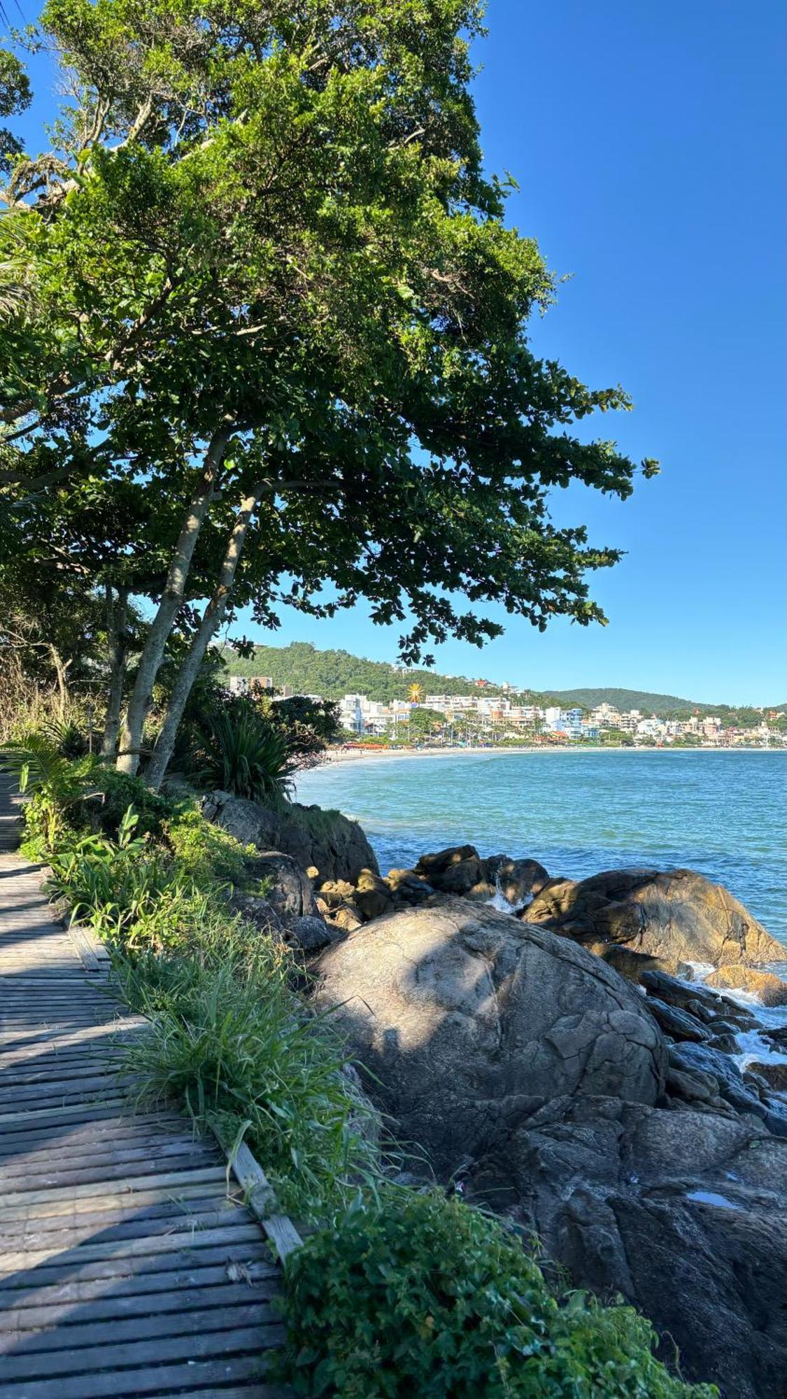 Apto Em Condominio No Centro De Bombinhas, Proximo Da Praia Extérieur photo